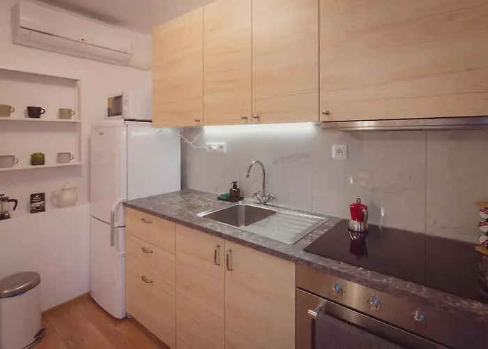 Tichy S Dobrou Dostupnostou Appartement